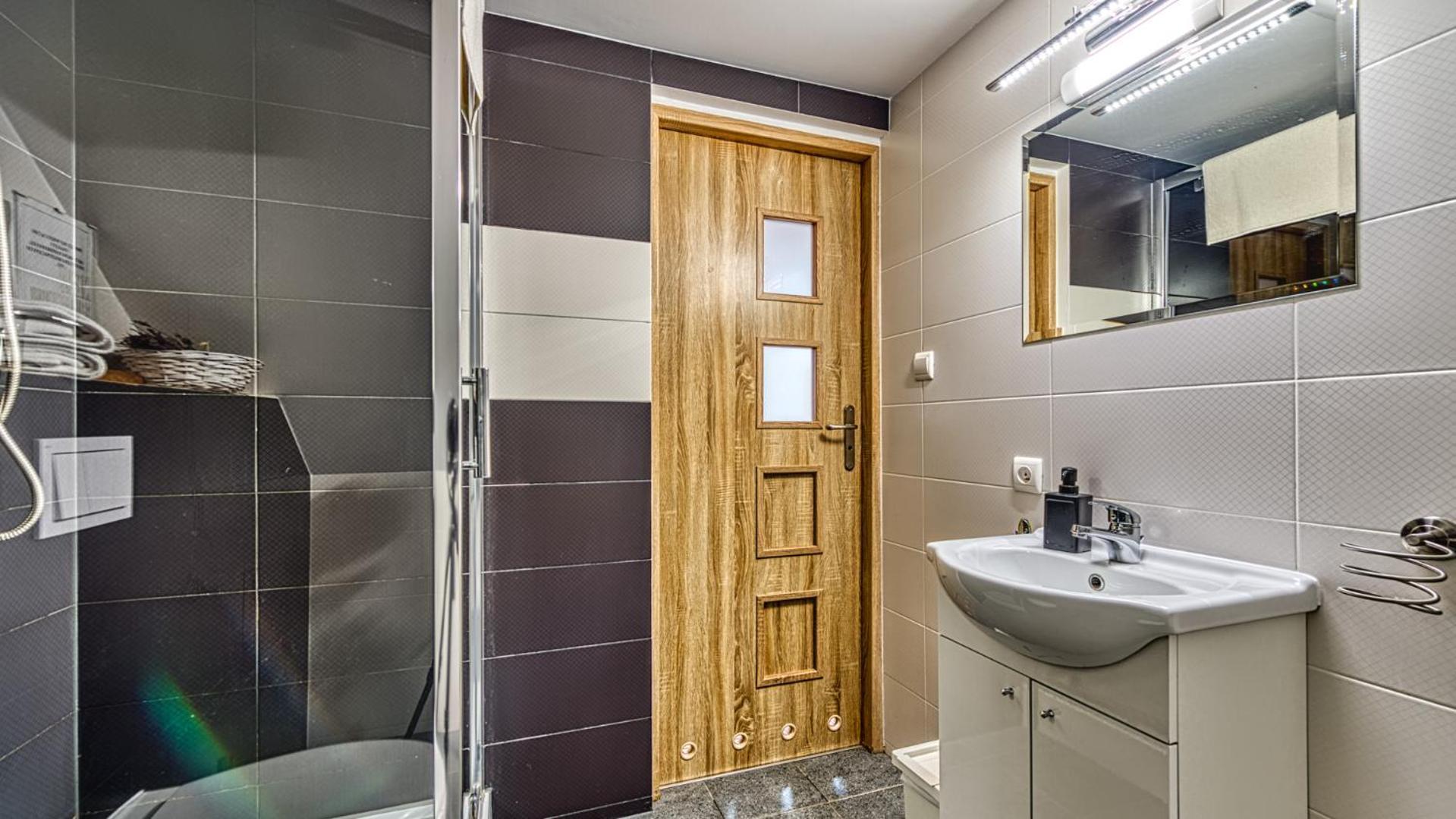 Izerska Baza - Basen, Ebike, Narty, Sauna, Jacuzzi, Las Blisko Swieradow Zdroj - 5D Apartamenty Giebultow  Luaran gambar